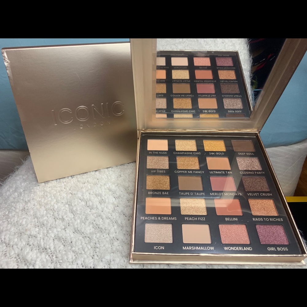 Iconic Day To Slay Eyeshadow Palette